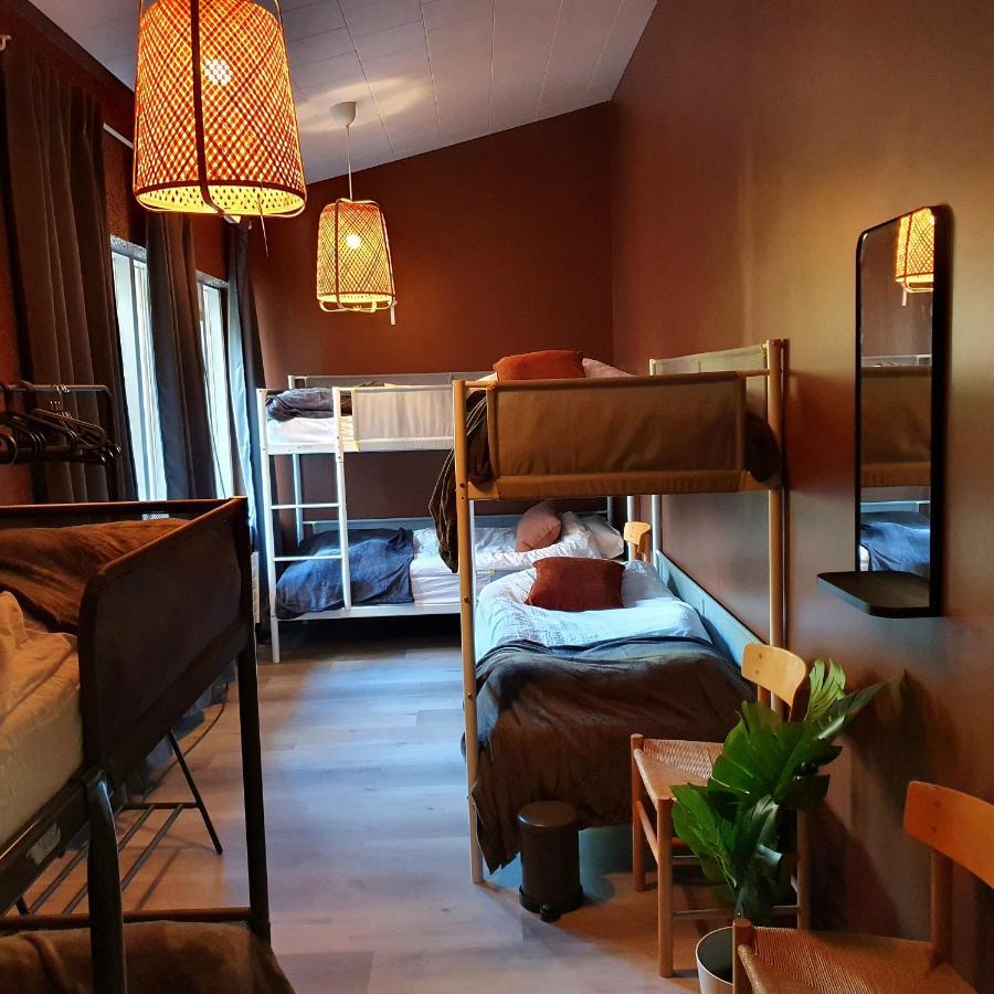 The Bank Sleeping Guesthouse Neskaupstaður Kültér fotó
